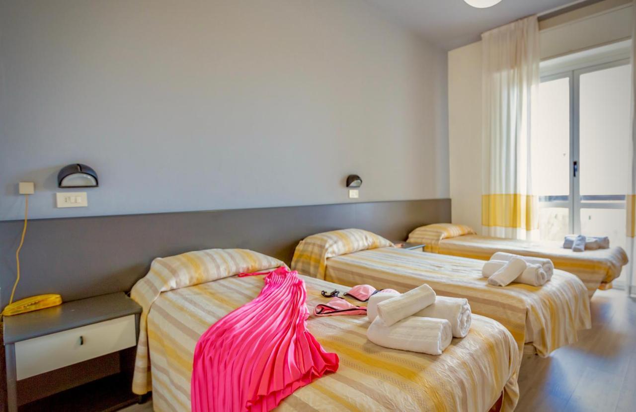 Hotel Airone Rimini Esterno foto