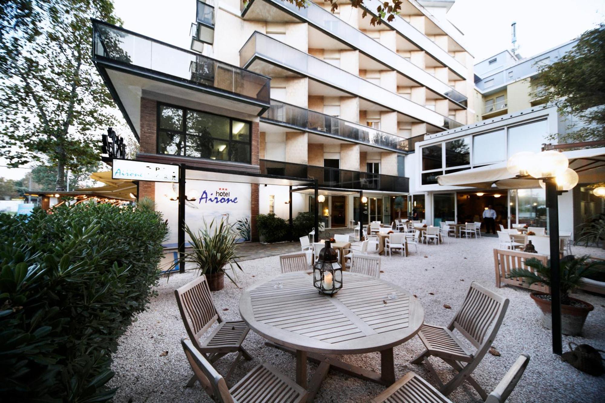 Hotel Airone Rimini Esterno foto