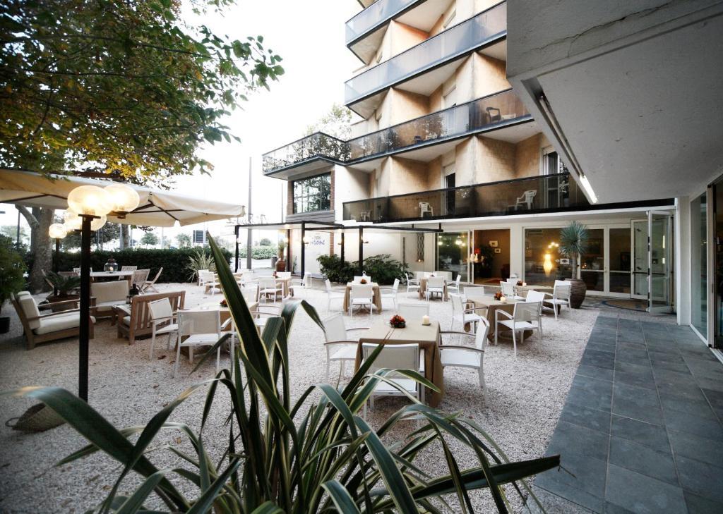 Hotel Airone Rimini Esterno foto